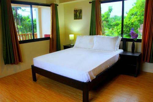Hotel Thresher Cove Resort