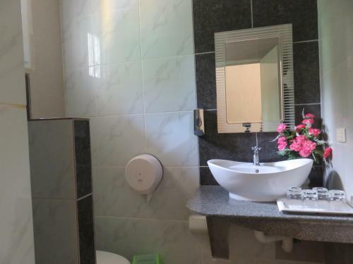 Hotel Malapascua Garden Resort
