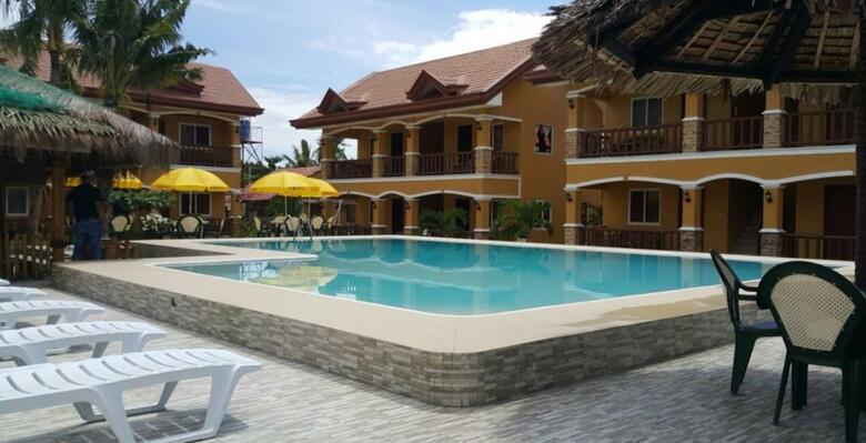 Hotel Slam's Garden Resort
