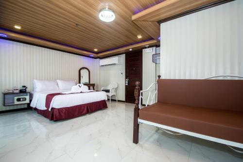 Hotel Diamond Water Edge Resort