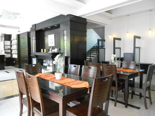 One Crescent Place Hotel