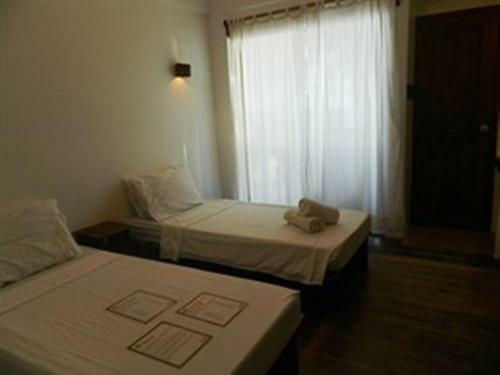 Albergue Boracay Coco Huts