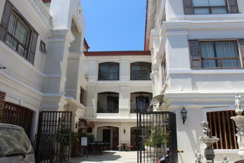 Ciudad Fernandina Hotel
