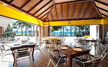 Golden Phoenix Hotel