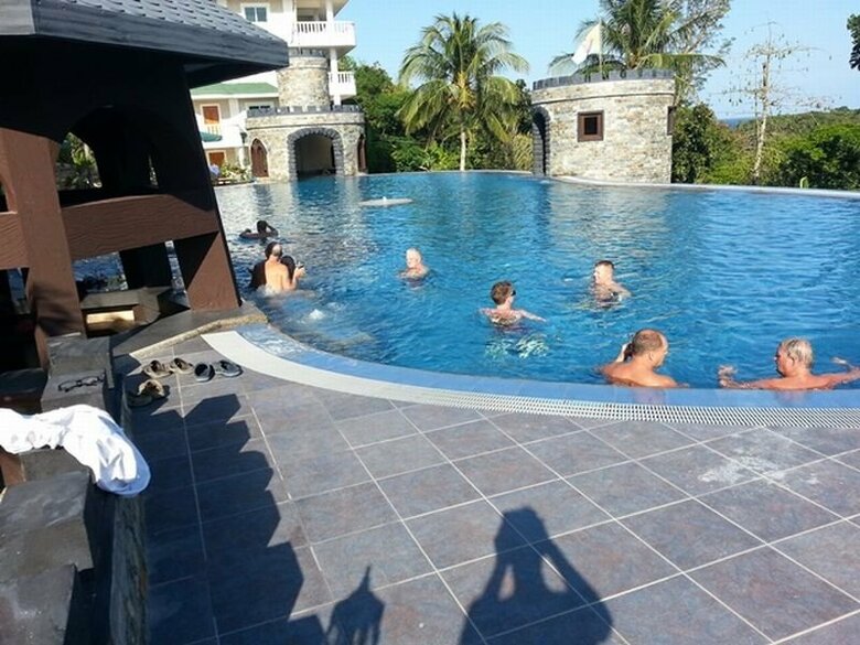 Lingganay Boracay Hotel Resort