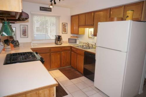 Great Value Condominium In The Heart Of Aspen