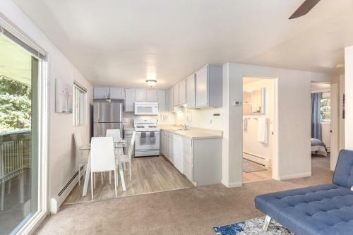 Apartamento Two Bedroom - Walk To Everything!