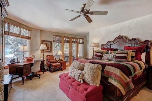 Apartamento Gorgeous Corner 3br- Ski In Out Access And 3 Decks! Condo