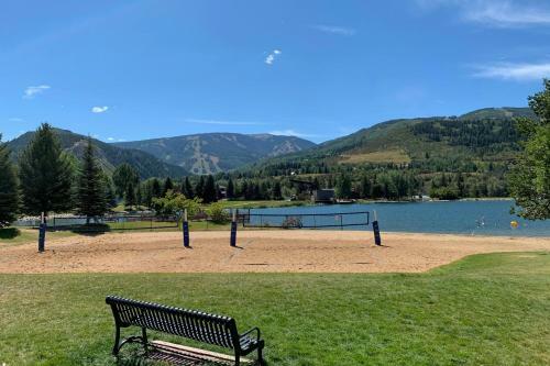 Beaver Creek West Mountain Life