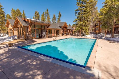 Powderhorn 203b