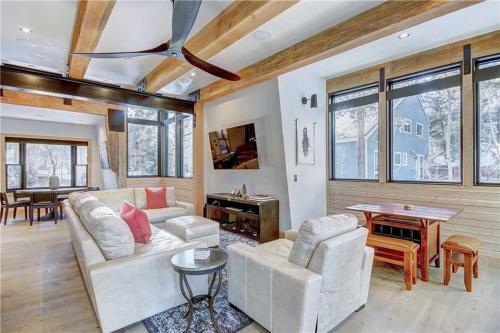 Arrow Darrow Home