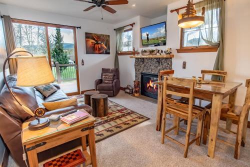 Lodge At Highland Greens 208