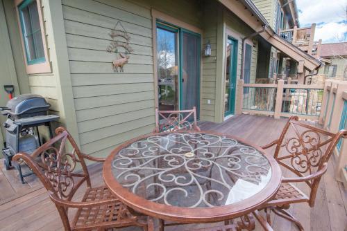 Lodge At Highland Greens 208