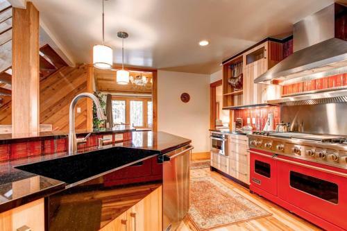 Pine Station House