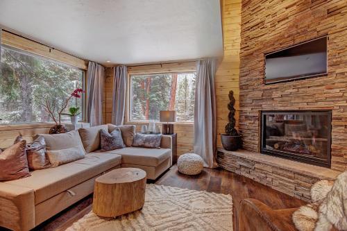 Riverhaus Home
