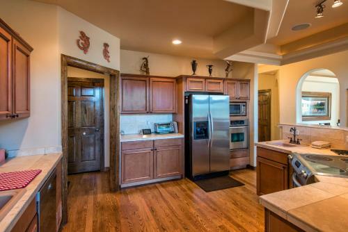 Viking Vista Retreat