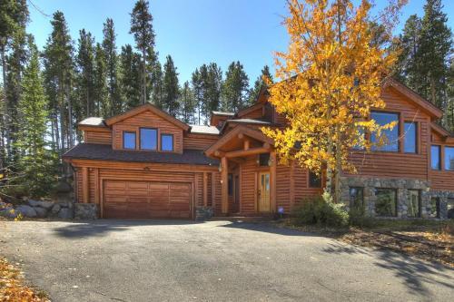 Boulder Lodge At Peak 8 Home