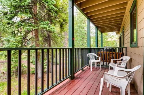 Twin Elk Lodge