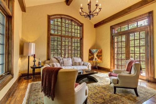 Gold King Retreat