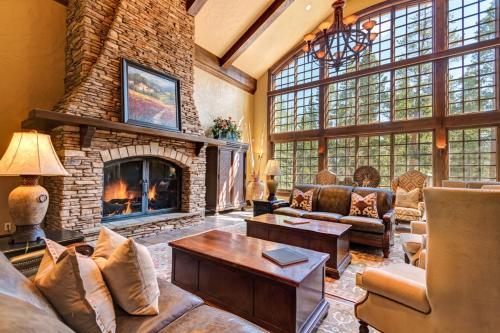 Gold King Retreat
