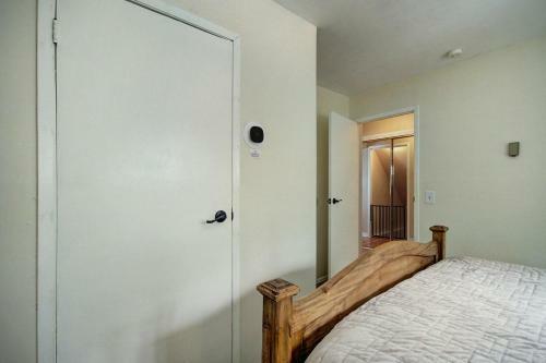 Lazy Dog Lodge Home