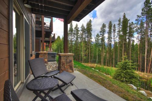 Maggie Point Chalet Townhouse