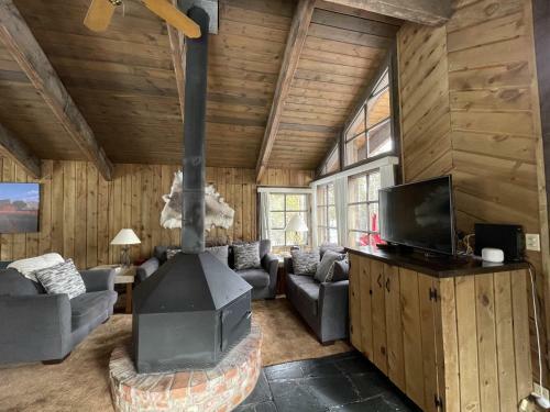Breckenhaus Cabin