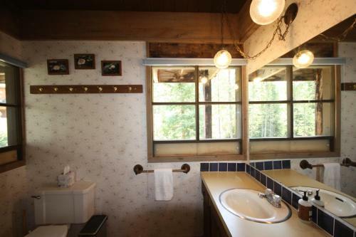 Breckenhaus Cabin