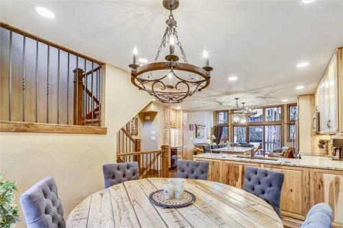 Village Point 109 Townhouse