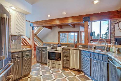 Summit Solitude Estate Home