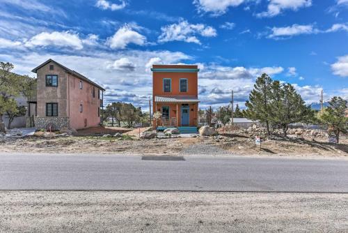 Buena Vista Home With Mtn Views, Walk To Main St