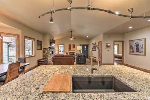 Buena Vista Home With Central Ac, 1 Block To Main St