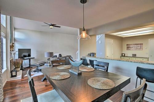 Spacious Centennial Townhome With Private Deck!