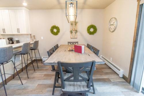 Longbranch 202 Condo Excellent Location Remodeled