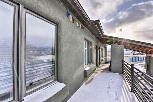 Buena Vista Condo, 0 3 Mi To River And Main St!
