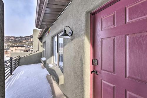 Buena Vista Condo, 0 3 Mi To River And Main St!
