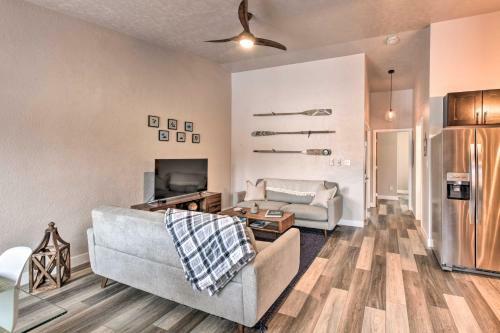 Buena Vista Condo, 0 3 Mi To River And Main St!