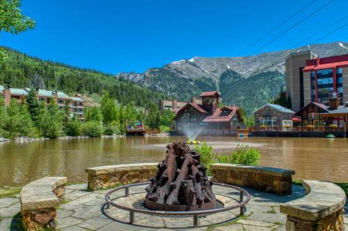 Copper Springs 215
