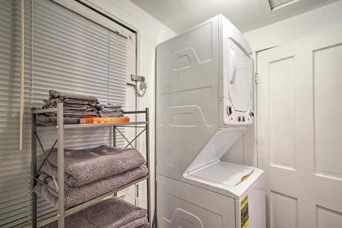 Colorado Springs Apt - 6 Min To Downtown!