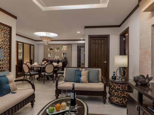 Hotel Henann Regency Resort And Spa