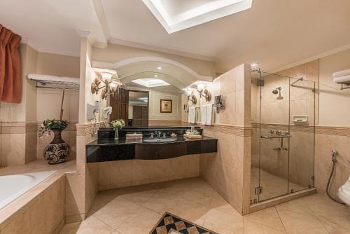 Hotel Henann Regency Resort And Spa