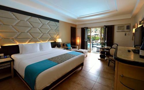 Hotel Henann Regency Resort And Spa