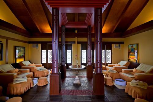 Hotel Henann Regency Resort And Spa