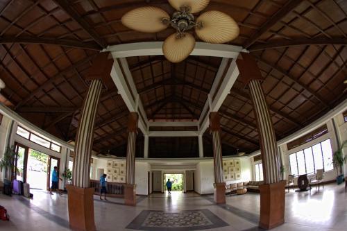 Hotel Henann Regency Resort And Spa