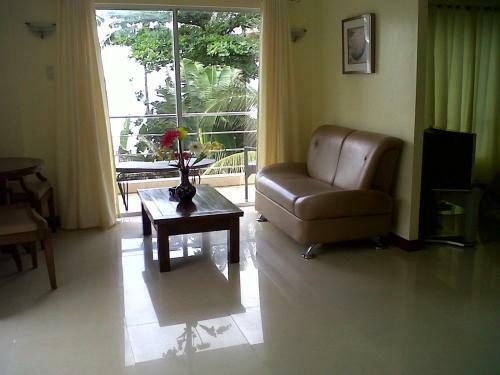 Hotel Beachcomber Resort - Boracay