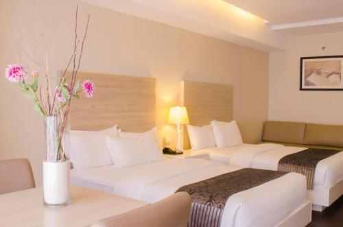 Hotel Nandana Boracay
