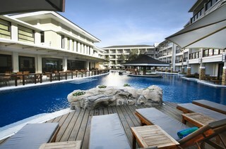 Hotel Henann Lagoon Resort