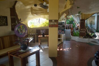 Hotel Boracay West Cove