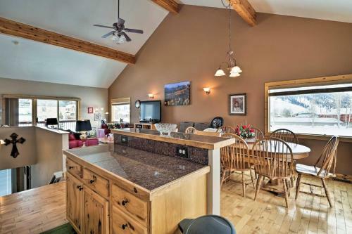 Apartamento Crested Butte Condo With Views - 9 Miles To Skiing!