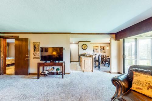 Lake Cliffe 105b